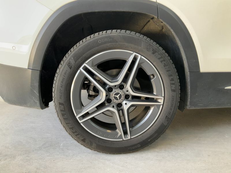 Mercedes-Benz GLB-Klasse GLB 200 d 4Matic AMG Line 2023 – снимка 9