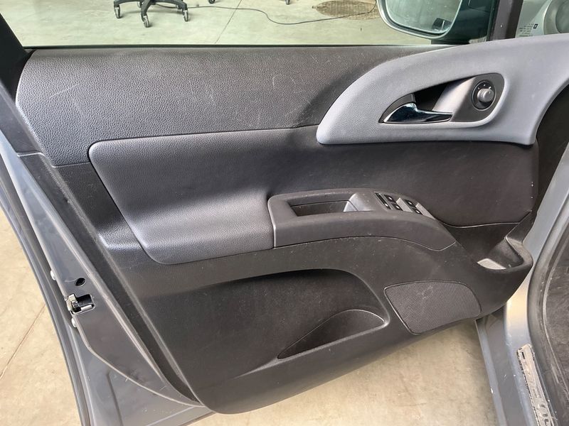 Opel Meriva 1.3 CDTI Innovation 2011 – снимка 26