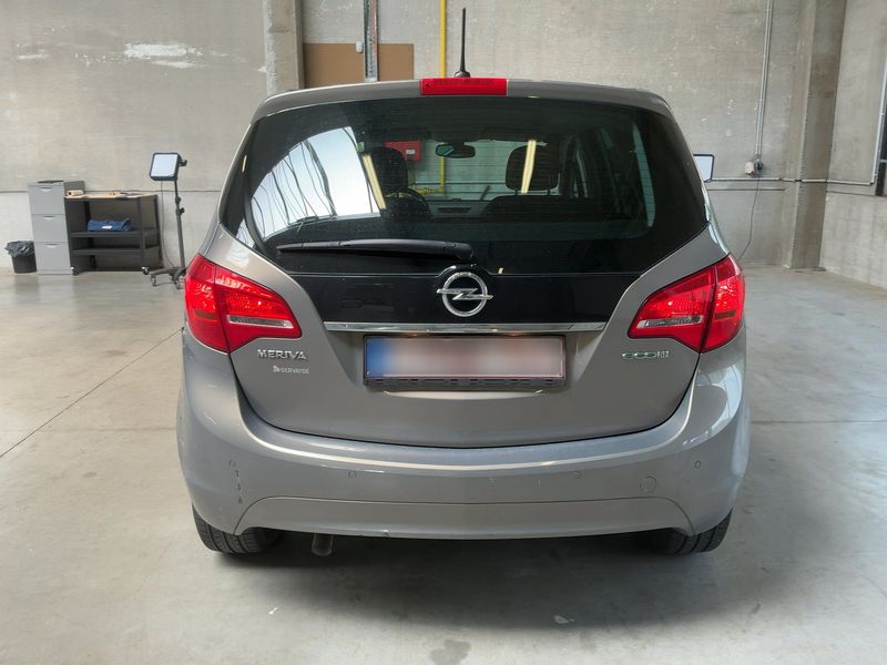 Opel Meriva 1.3 CDTI Innovation 2011 – снимка 7