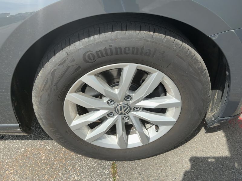 Volkswagen Passat 1.4 TSI Comfortline BlueMotion Tech 2017 – снимка 11