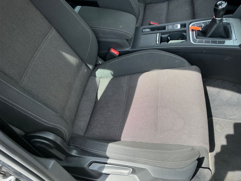 Volkswagen Passat 1.4 TSI Comfortline BlueMotion Tech 2017 – снимка 32
