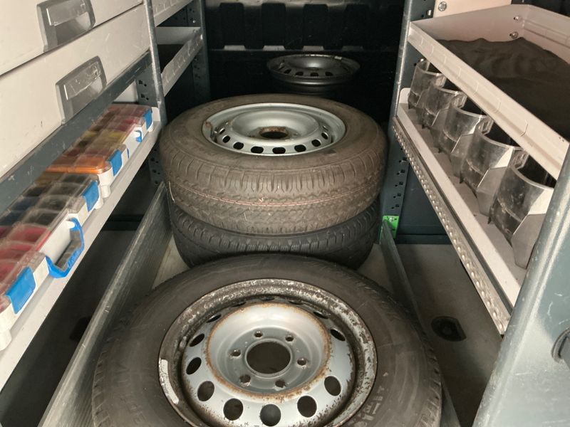 Hyundai H1 2.5 CRDi Cargo Profi 2019 – снимка 15