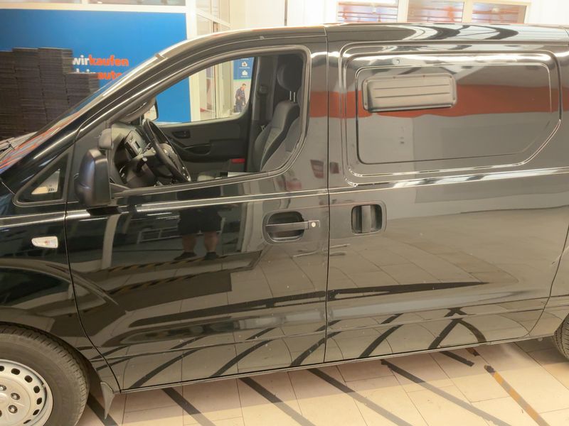Hyundai H1 2.5 CRDi Cargo Profi 2019 – снимка 4
