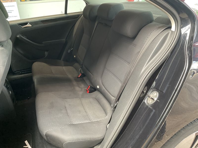 Volkswagen Jetta 1.2 TSI Comfortline BlueMotion Tech 2011 – снимка на щета
