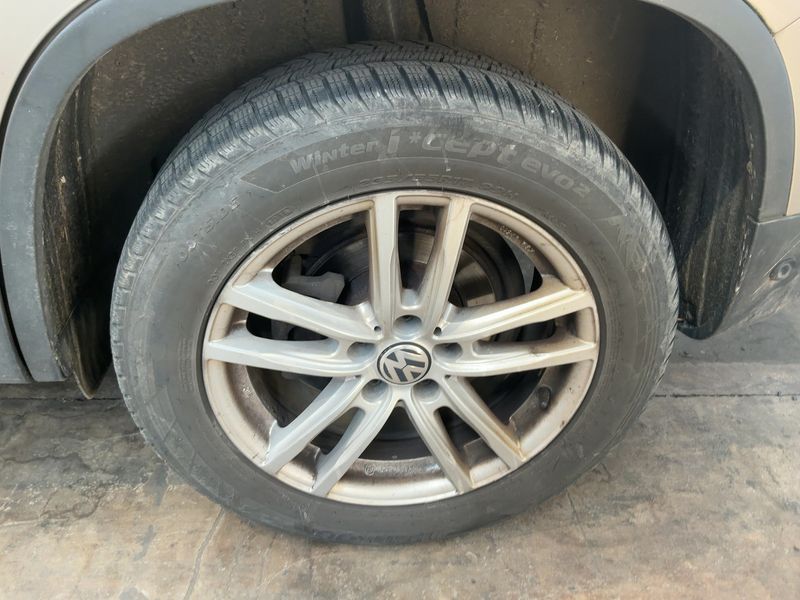 Volkswagen Tiguan 2.0 TDI Sport & Style 4Motion BlueMotion Tech 2014 – снимка 5
