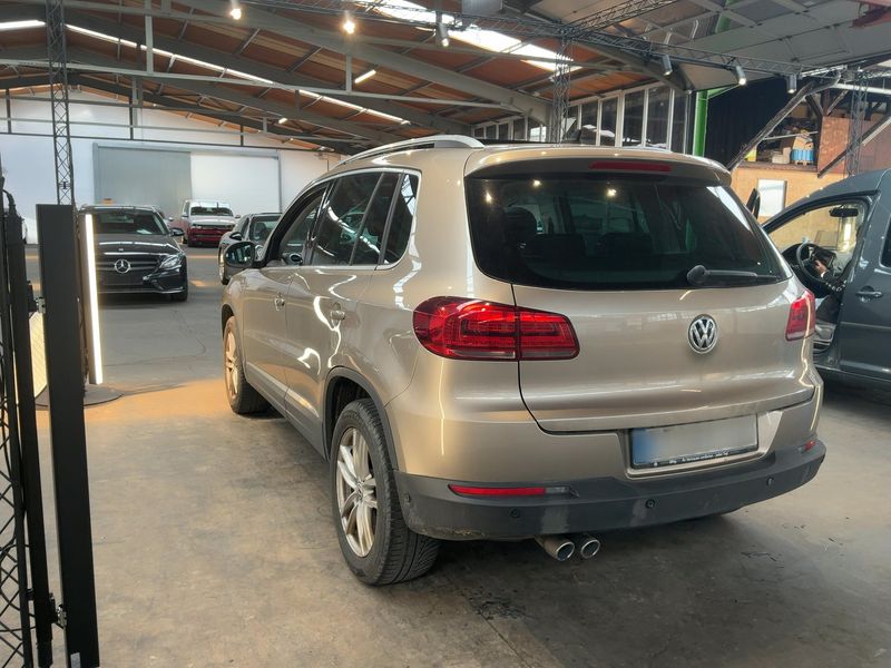 Volkswagen Tiguan 2.0 TDI Sport & Style 4Motion BlueMotion Tech 2014 – снимка 6