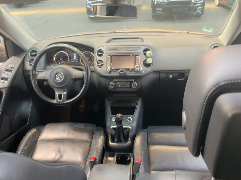 Volkswagen Tiguan 2.0 TDI Sport & Style 4Motion BlueMotion Tech 2014 – снимка 17