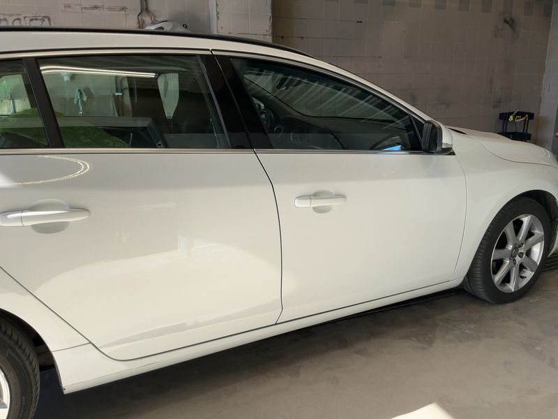 Volvo V60 2.0 D3 Momentum 2018 – снимка 10