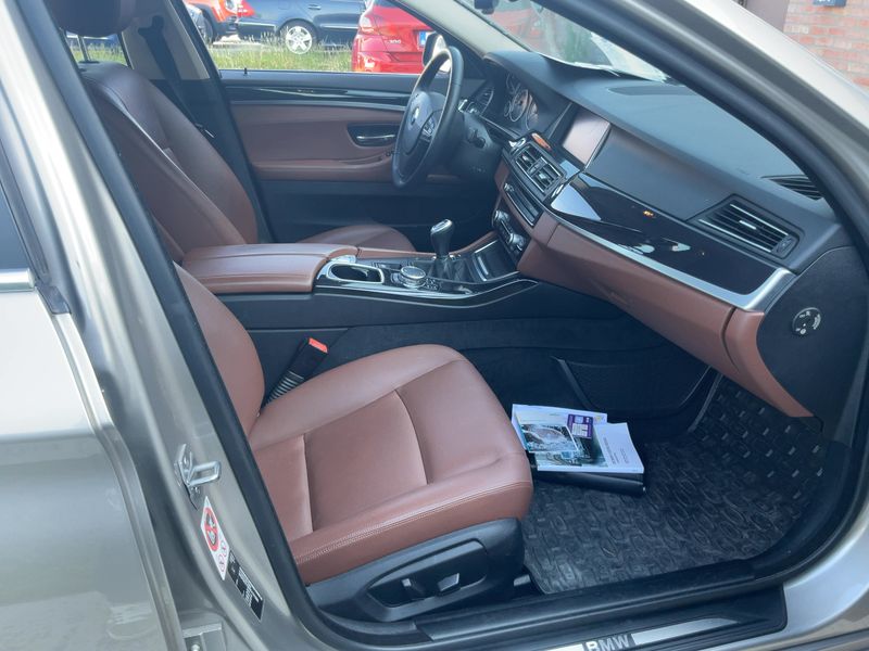 BMW 5er 520d 2015 – снимка 11