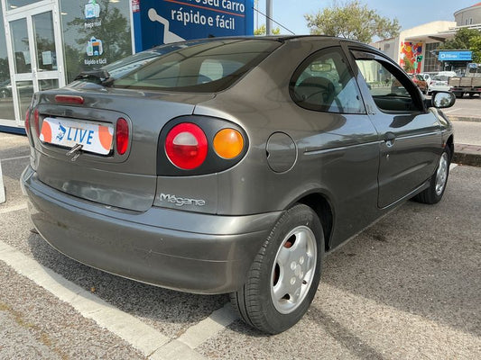 Renault Megane 1.6 1996 – снимка 2