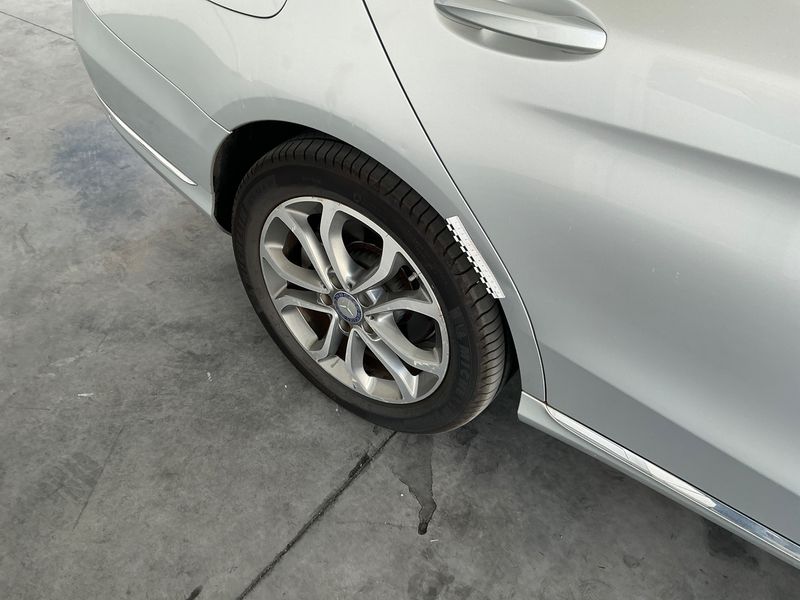 Mercedes-Benz C-Klasse C 220 d BlueTEC Avantgarde 2014 – снимка 22