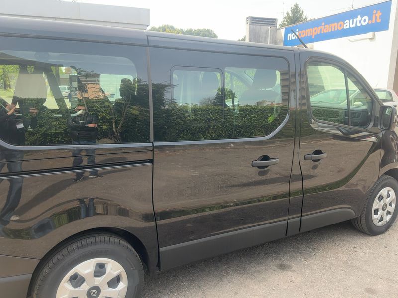 Renault Trafic 2.0 BLUE dCi L1H1 SpaceClass 2025 – снимка 10
