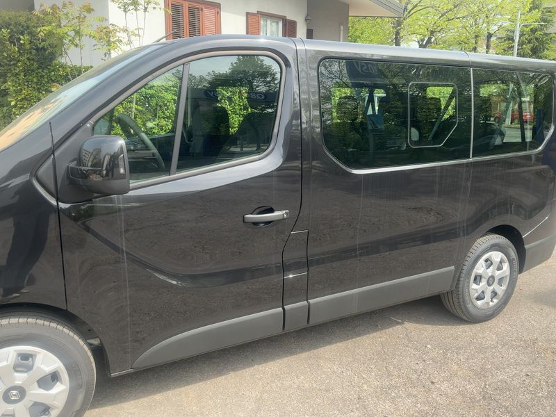 Renault Trafic 2.0 BLUE dCi L1H1 SpaceClass 2025 – снимка 4