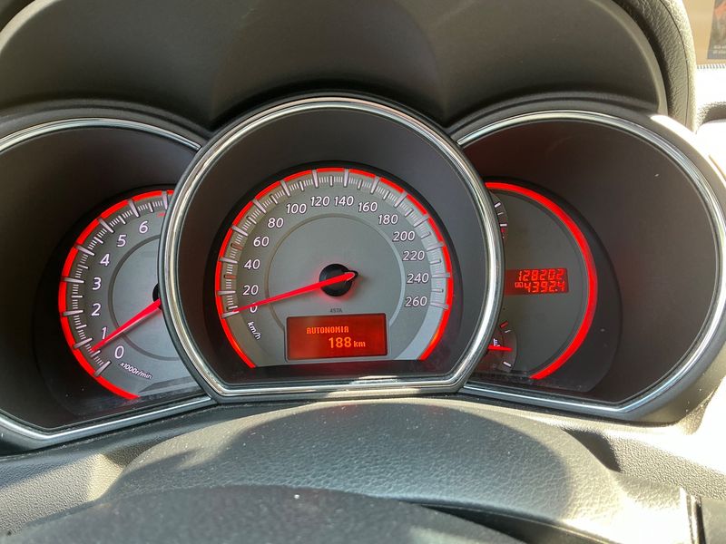 Nissan Murano 3.5 V6 Executive 2010 – снимка 19