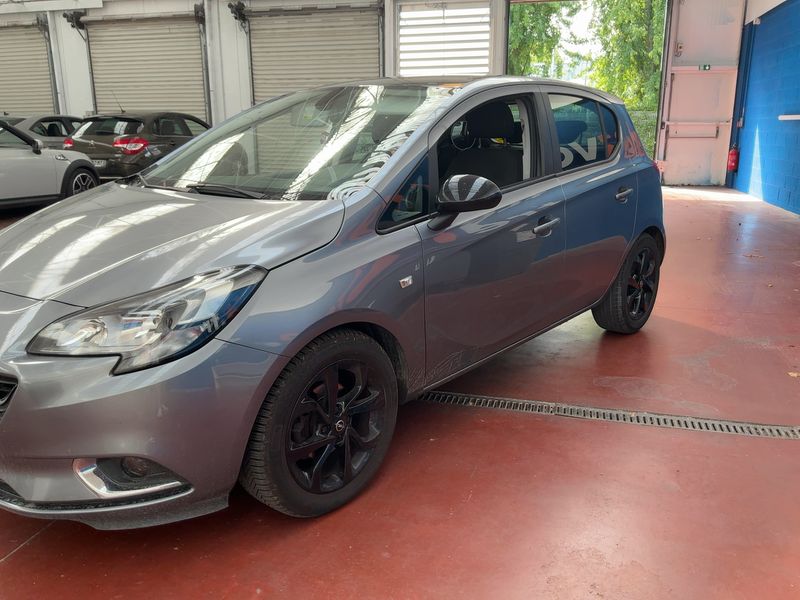 Opel Corsa 1.4 B-Color 2017 – снимка 2