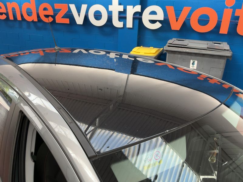 Opel Corsa 1.4 B-Color 2017 – снимка 13