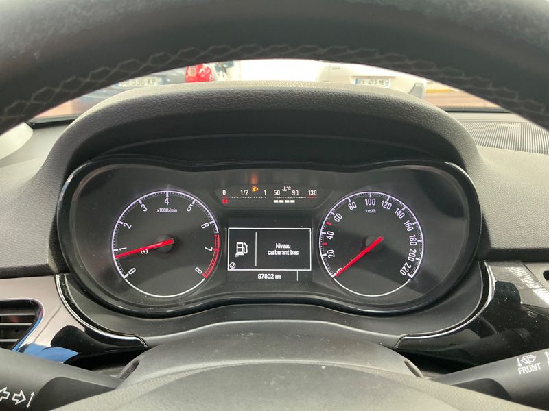 Opel Corsa 1.4 B-Color 2017 – снимка 18