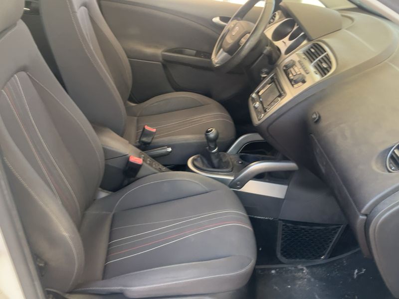 Seat Altea 1.6 TDI Style Ecomotive 2013 – снимка 16