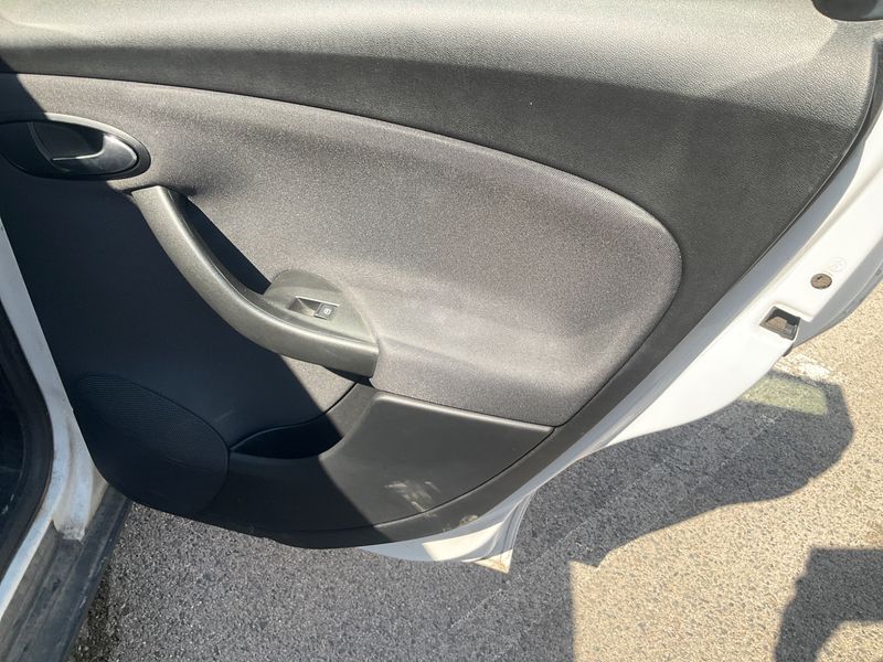 Seat Altea 1.6 TDI Style Ecomotive 2013 – снимка 34