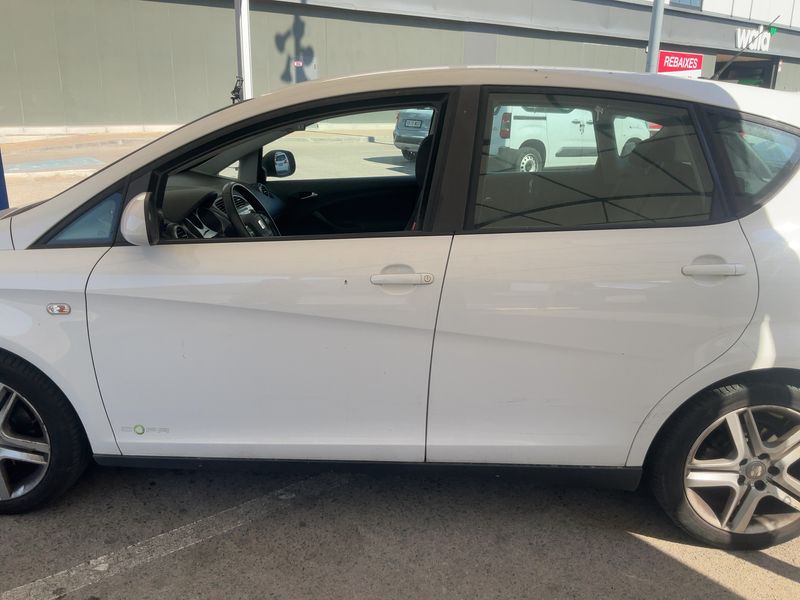 Seat Altea 1.6 TDI Style Ecomotive 2013 – снимка 4