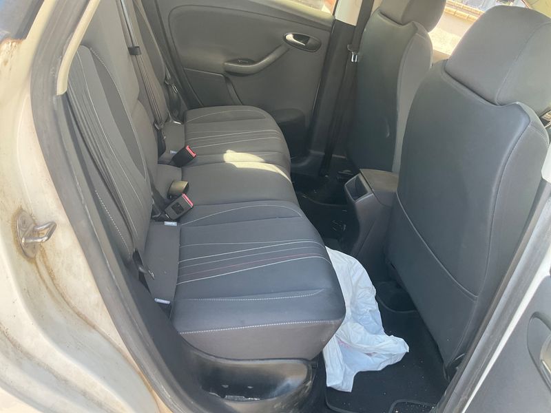 Seat Altea 1.6 TDI Style Ecomotive 2013 – снимка 33