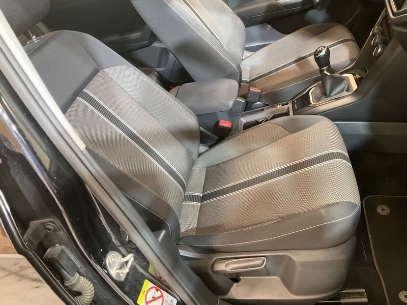 Volkswagen T-Roc 1.0 TSI Lounge 2019 – снимка 26
