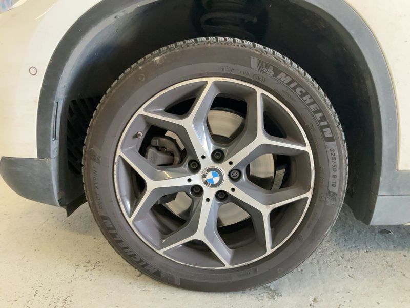 BMW X1 sDrive 20i xLine 2019 – снимка 3