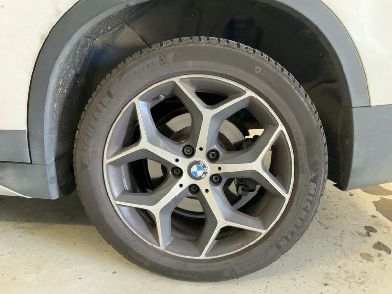 BMW X1 sDrive 20i xLine 2019 – снимка 5