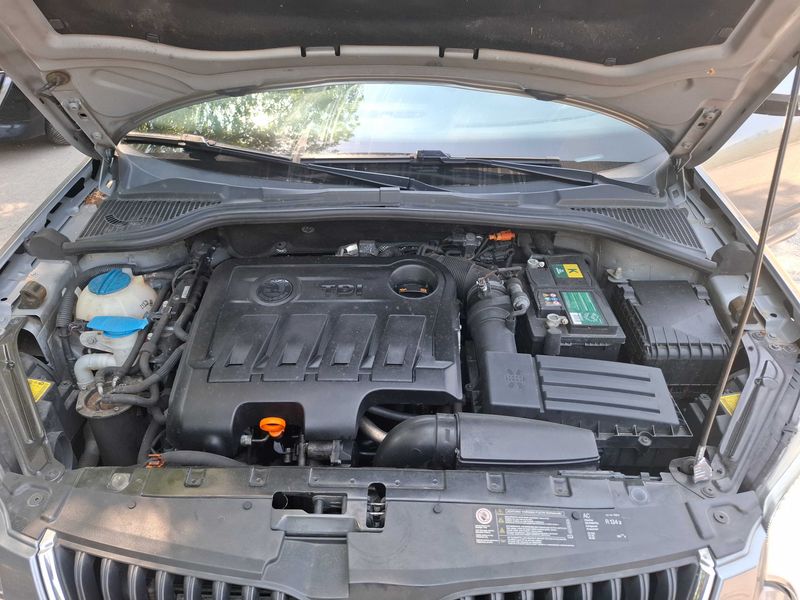 Skoda Yeti 2.0 TDI Elegance 4x4 2011 – снимка 8