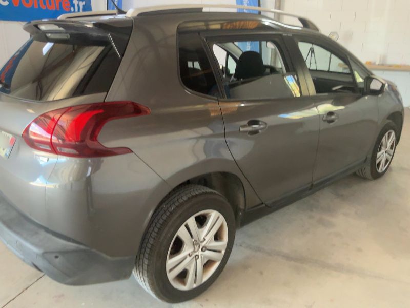 Peugeot 2008 1.2 VTi Style 2017 – снимка 8