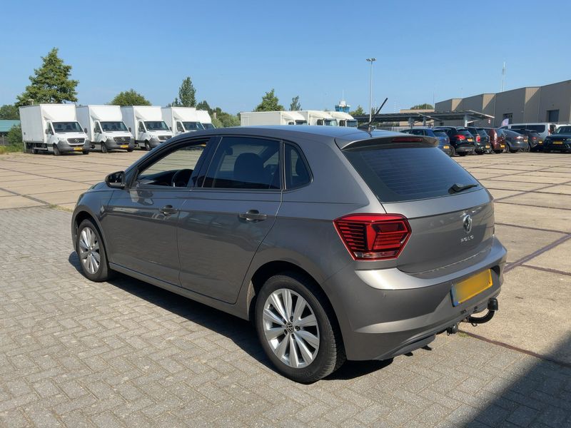 Volkswagen Polo 1.6 TDI Comfortline 2018 – снимка 6