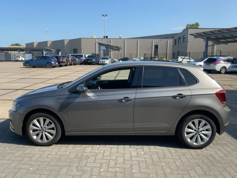 Volkswagen Polo 1.6 TDI Comfortline 2018 – снимка 4