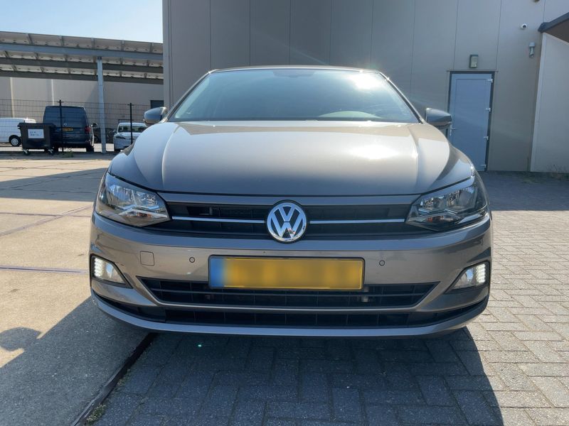 Volkswagen Polo 1.6 TDI Comfortline 2018 – снимка 14