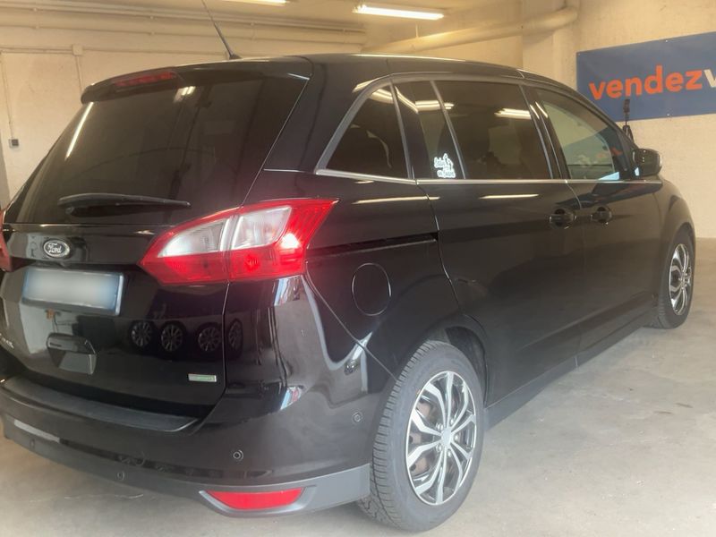 Ford Grand C-Max 1.5 EcoBoost Titanium 2015 – снимка 8