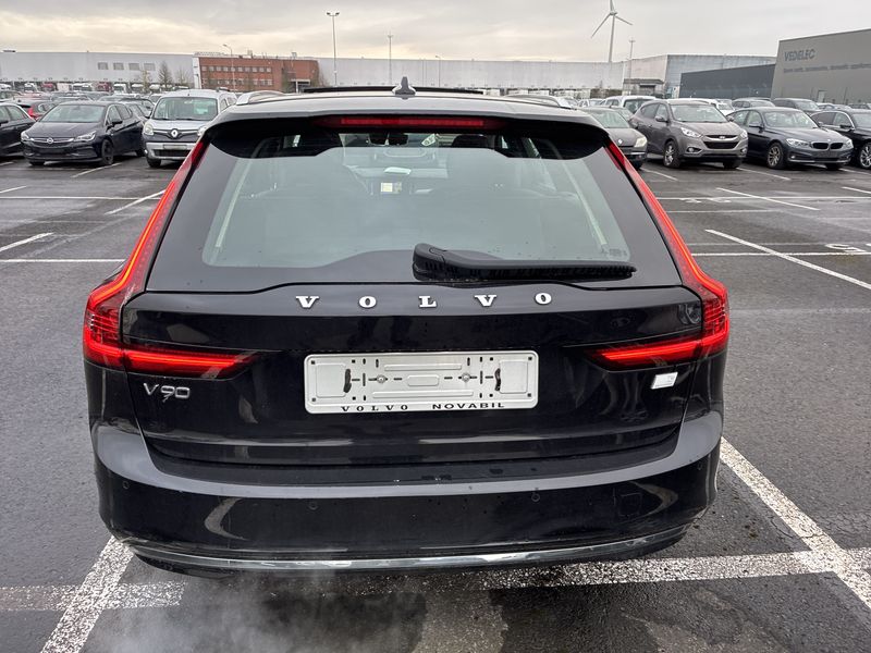 Volvo V90 2.0 T6 Plug-in Hybrid Inscription Expression AWD 2021 – снимка 4