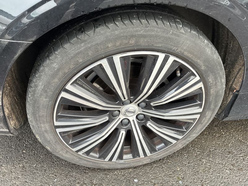 Volvo V90 2.0 T6 Plug-in Hybrid Inscription Expression AWD 2021 – снимка 19