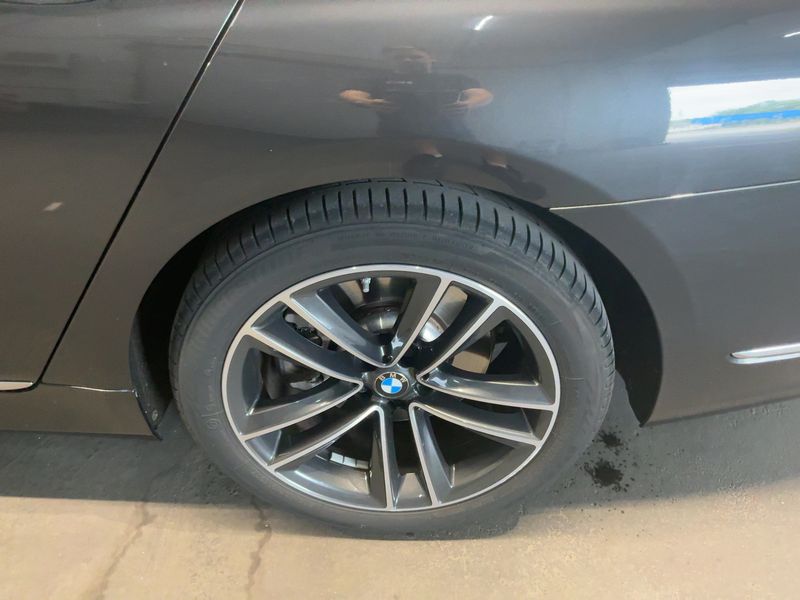 BMW 7er 740d Mild-Hybrid xDrive 2021 – снимка 5