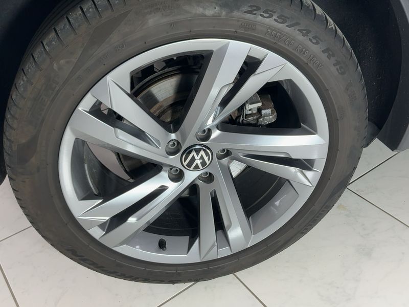 Volkswagen Tiguan 1.4 eHybrid R-Line 2022 – снимка 9