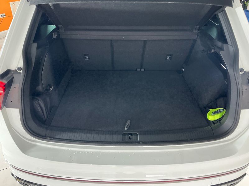 Volkswagen Tiguan 1.4 eHybrid R-Line 2022 – снимка 34