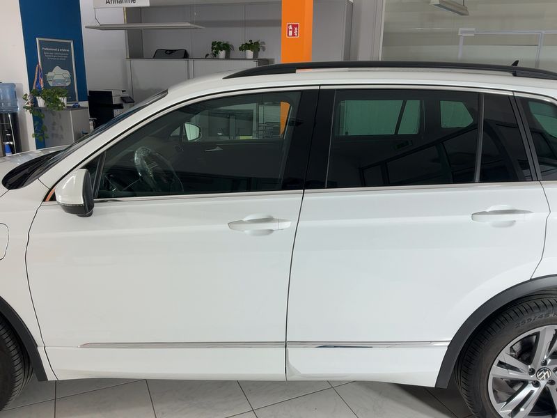 Volkswagen Tiguan 1.4 eHybrid R-Line 2022 – снимка 4