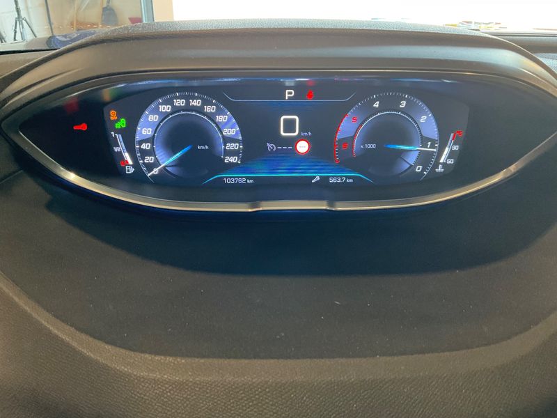 Peugeot 3008 1.6 Blue-HDi GT Line 2017 – снимка 18