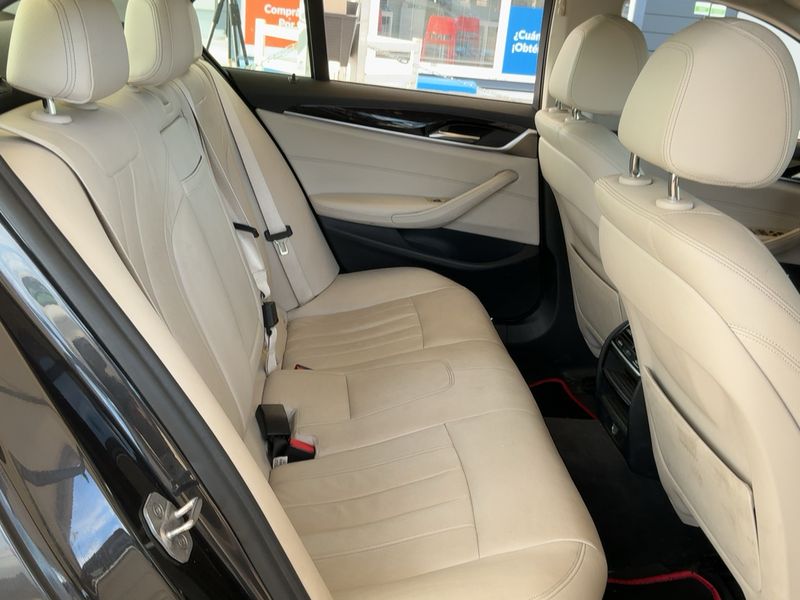 BMW 5er 520i 2019 – снимка 19