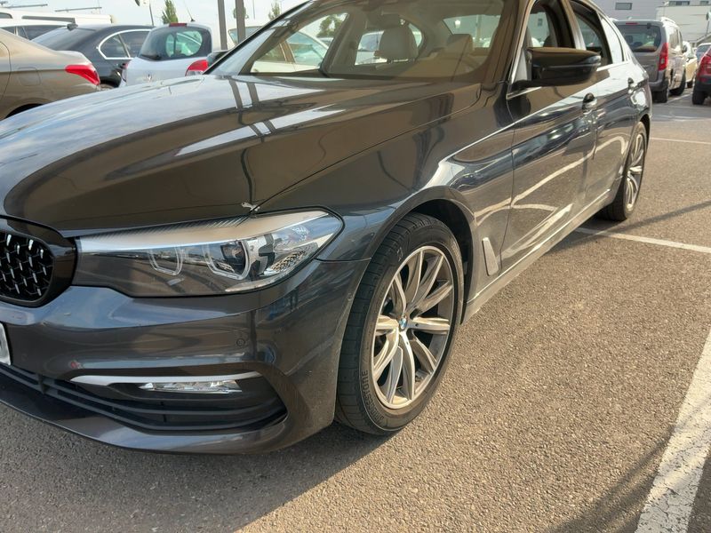 BMW 5er 520i 2019 – снимка 2