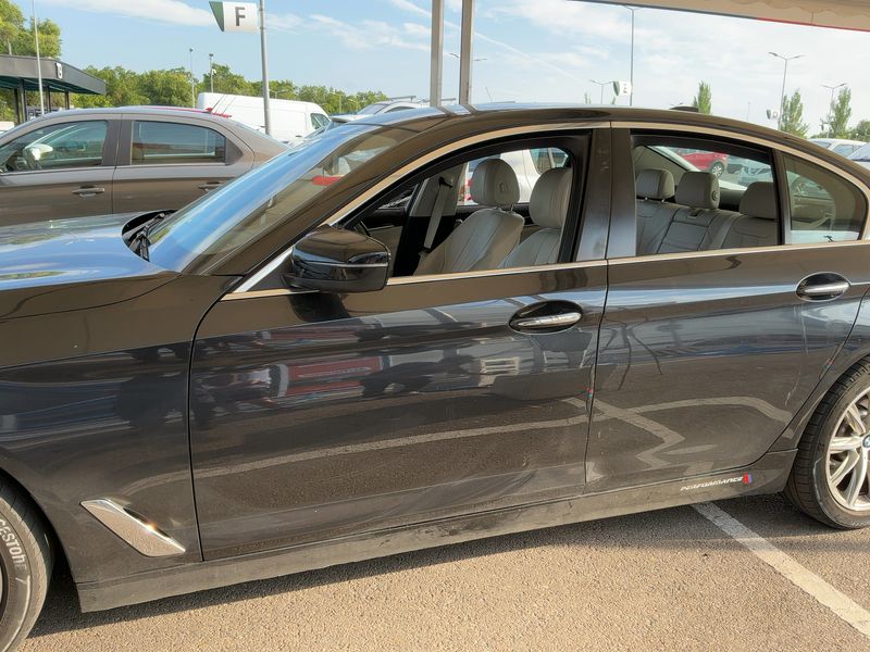 BMW 5er 520i 2019 – снимка 4