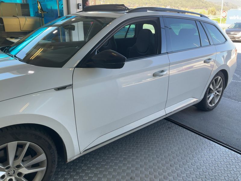 Skoda Superb 2.0 TDI SportLine 4x4 2017 – снимка 4