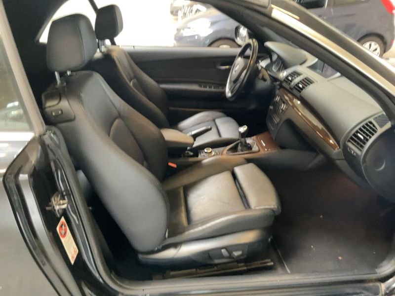 BMW 1er 120d 2010 – снимка 16