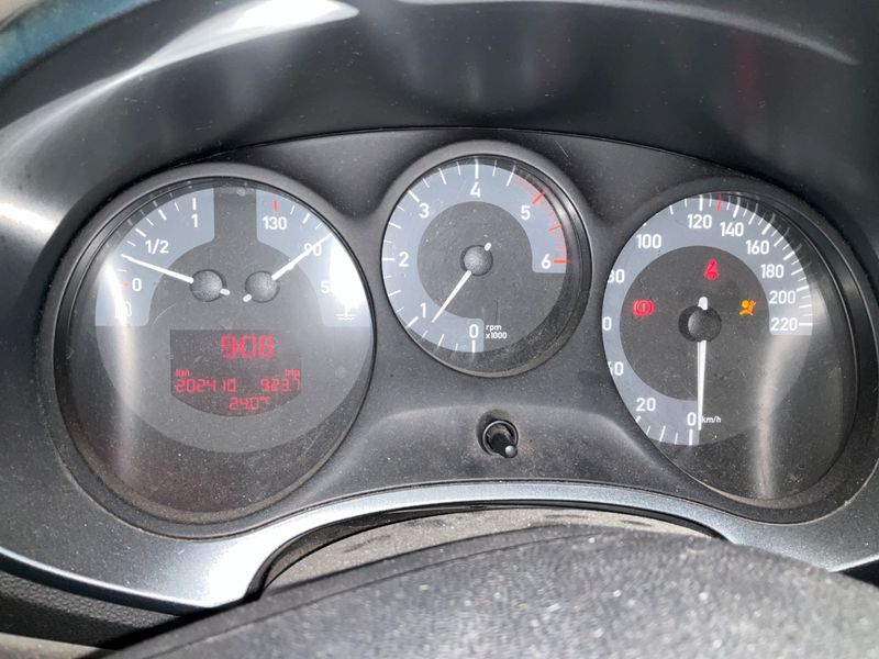Seat Leon 1.9 TDI Reference Ecomotive 2008 – снимка 4