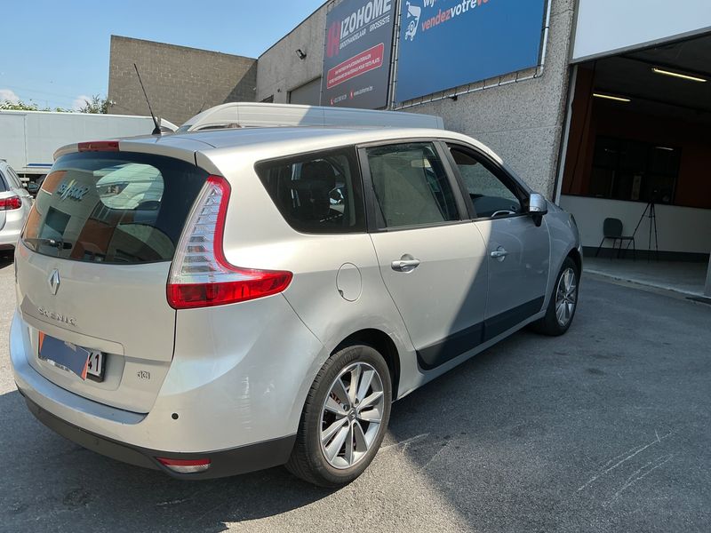 Renault Grand Scenic 1.5 dCi Expression 2013 – снимка 2