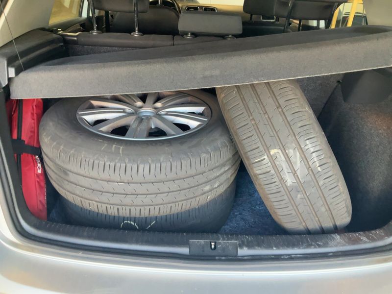 Volkswagen Golf VI 1.6 TDI Trendline BlueMotion Tech 2011 – снимка 10