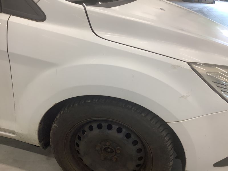 Ford Focus 2.0 TDCi Style 2009 – снимка 23